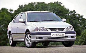 Toyota Avensis T22 2.0 TD 90KM (2C-TE)